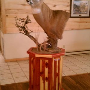 Cedar Octagon Pedestal Base w/ Deer