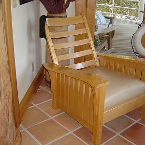 Reclining Morris Chair