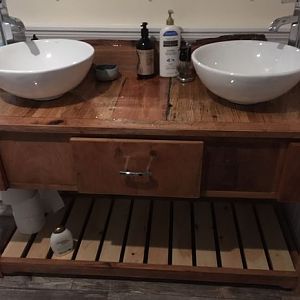 Farmhouse bathroom vanity