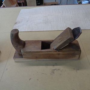 1-wood_planes_and_wood_046