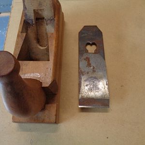 1-wood_planes_and_wood_053
