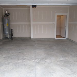 new / empty garage 1