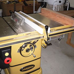 Tablesaw up and running and Ripping and cutting