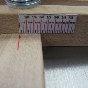 Thin strip jig ruler