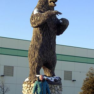 Obligatory Grizzly statute picture