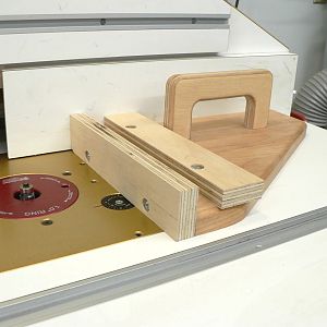 Router-Table Push Pad