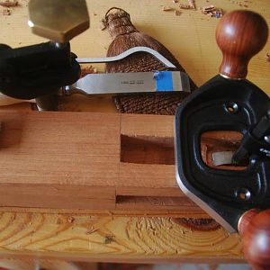 router plane  (mahogany bed post)