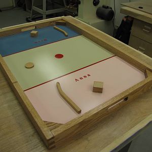 SMALL NOK-HOCKEY TABLE