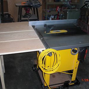 DW746X Outfeed Table