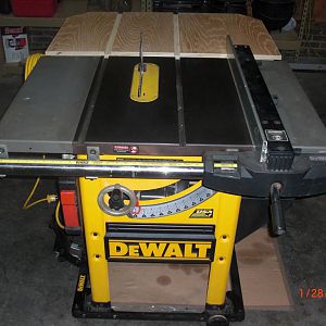 DW746X Outfeed Table