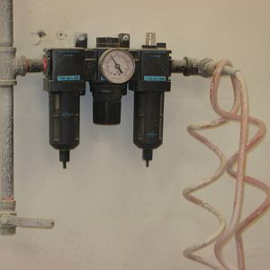 Compressed air in finish room