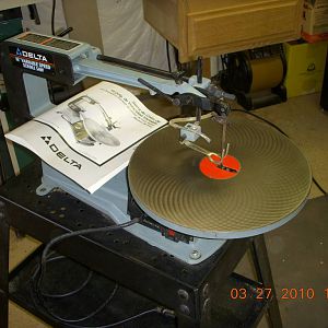 Delta 16" Scroll Saw with Stand