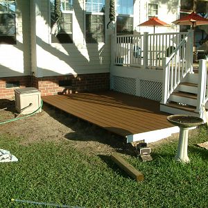 Small ground level deck