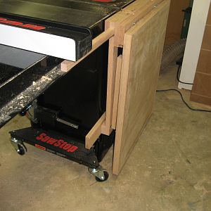 folding outfeed table - stowed successfully