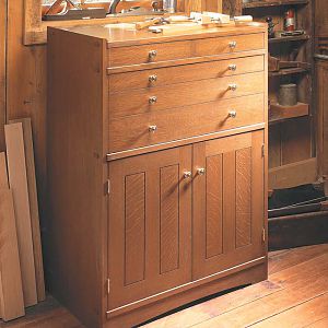 classic-oak-tool-cabinet