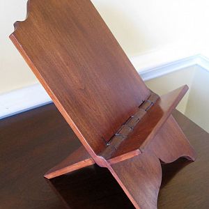 Folding Bookstand