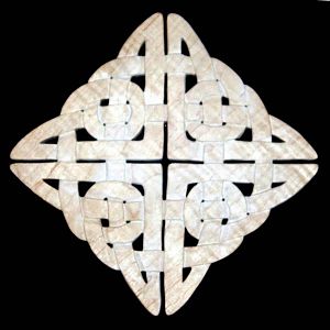 Celtic, woven, 4 know trivet - Curly Maple