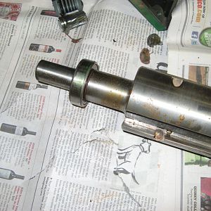 Planer head with bearing