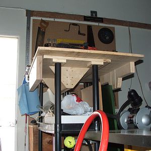 Outfeed table storage