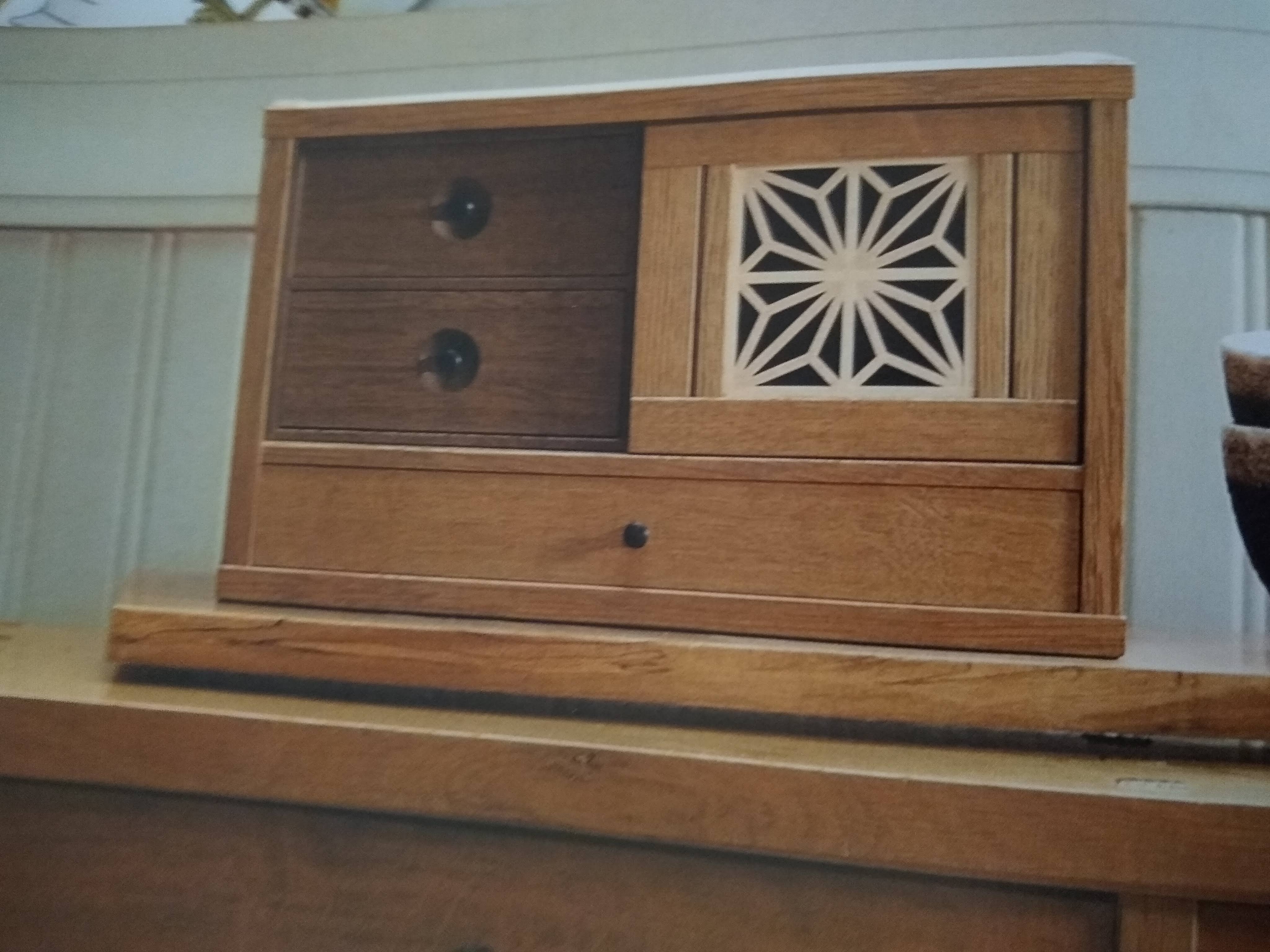 Tea chest from book.jpg