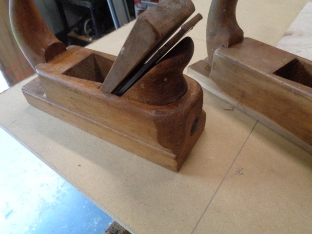 1-wood_planes_and_wood_049