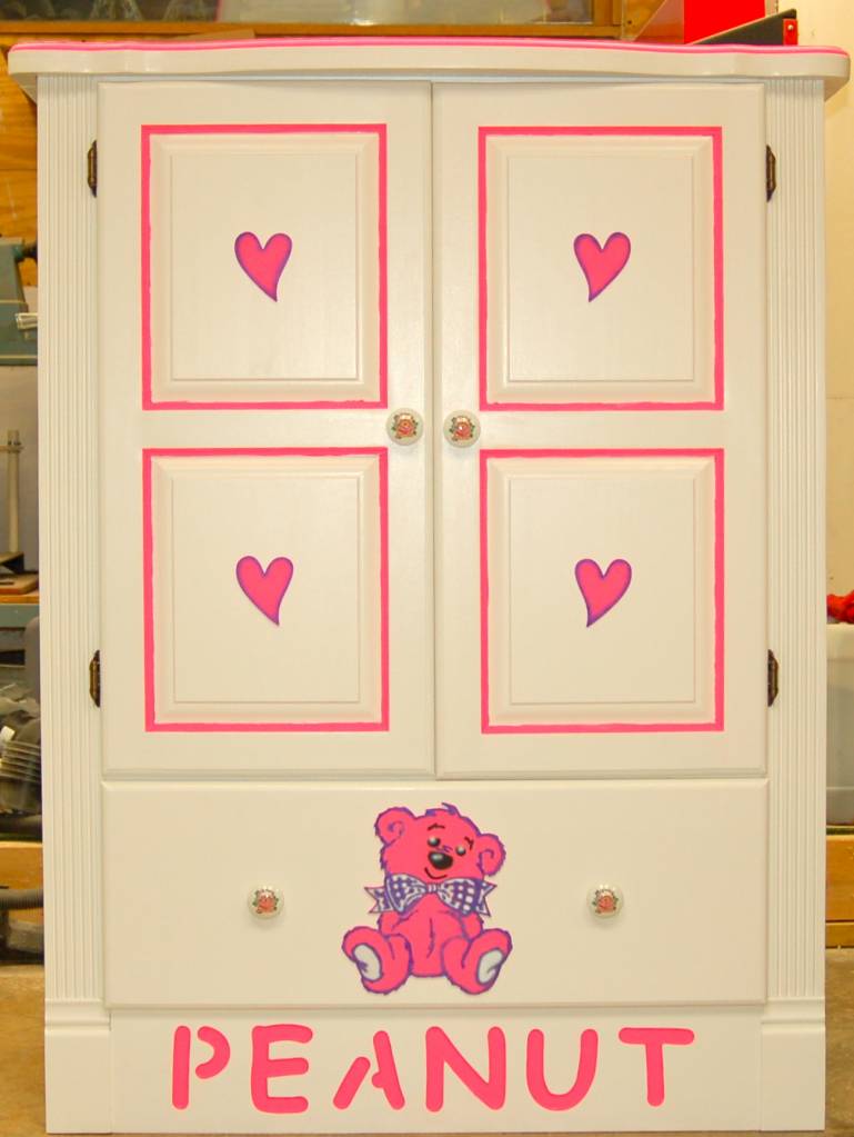 Build a Bear armoire