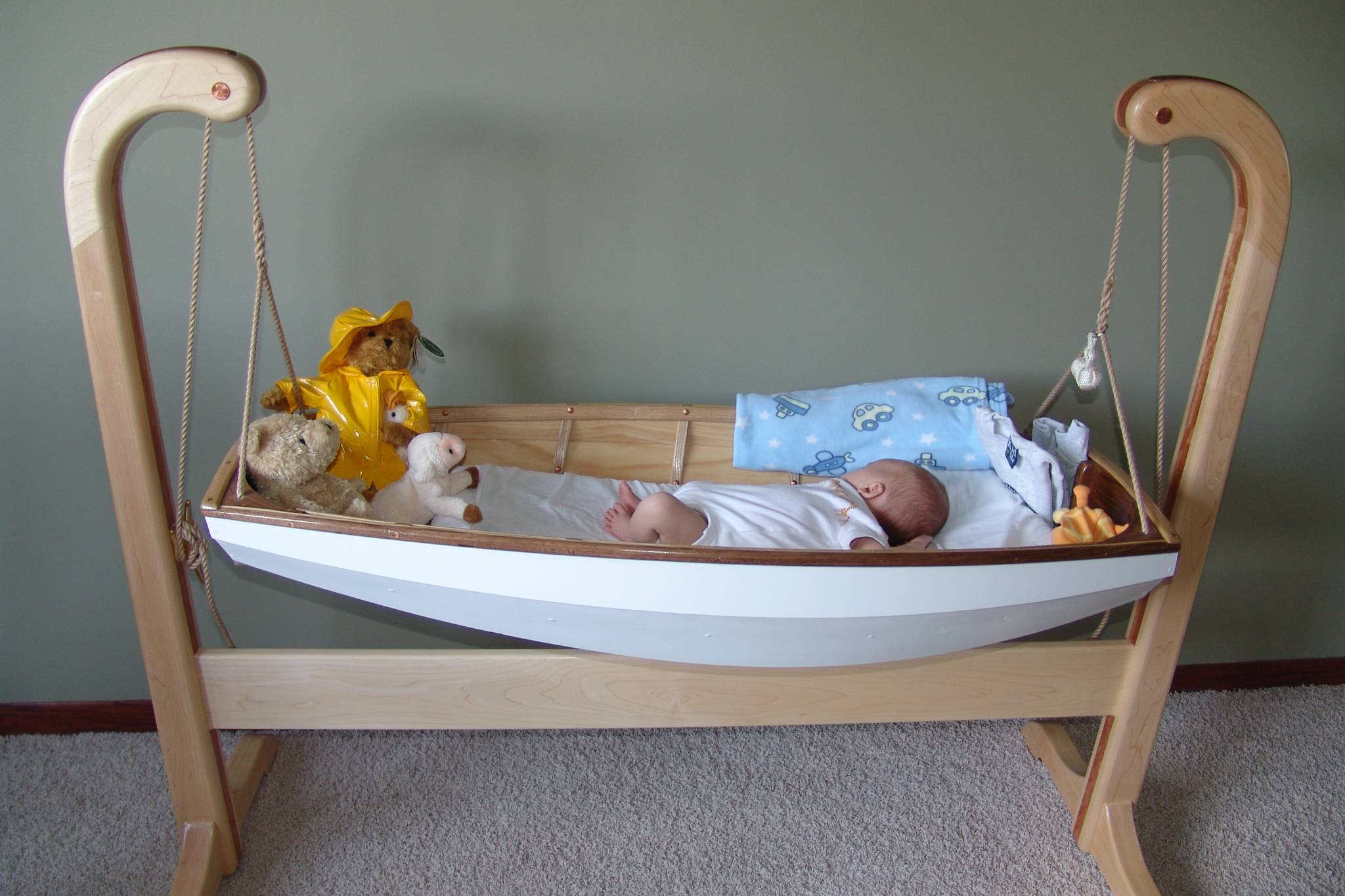 Cradle Boat