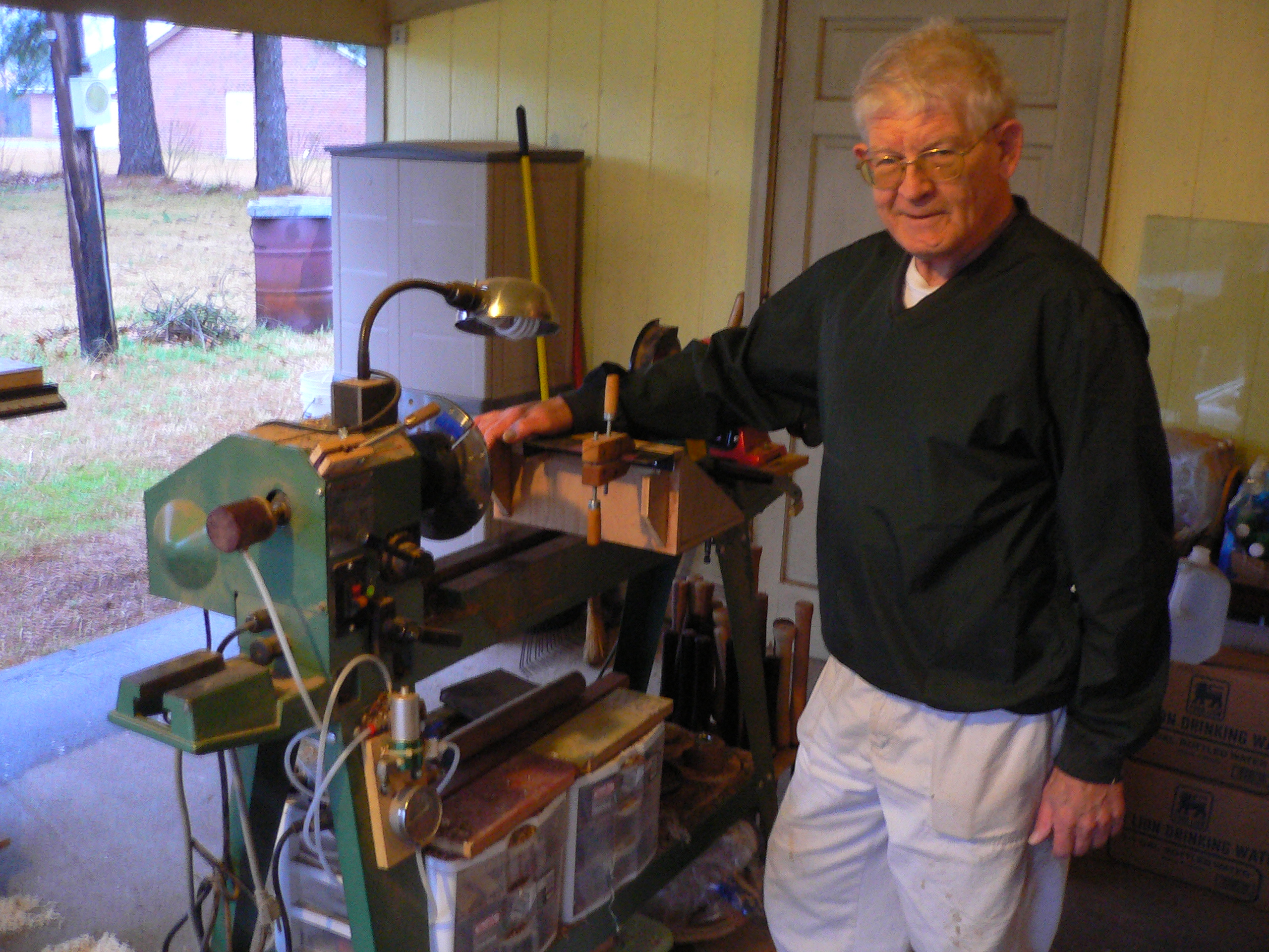 Earl my Bowl turning Teacher & his HF Lathe & Awesome upgrades