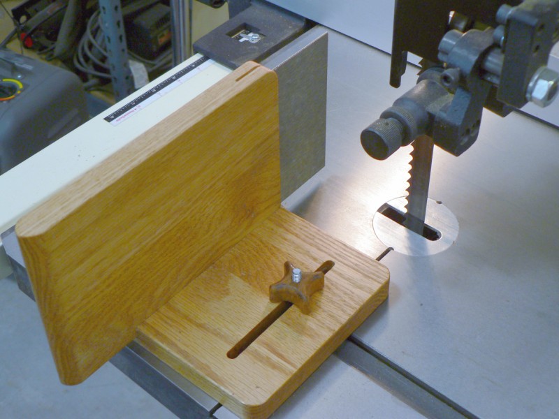 Feather Board/Single-Point Fence Jig