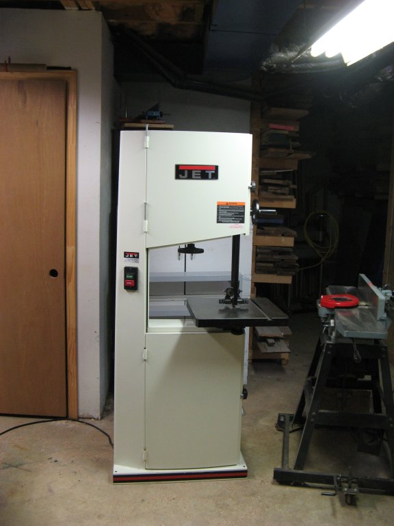 JWBS-16B, 16" Bandsaw in its new home