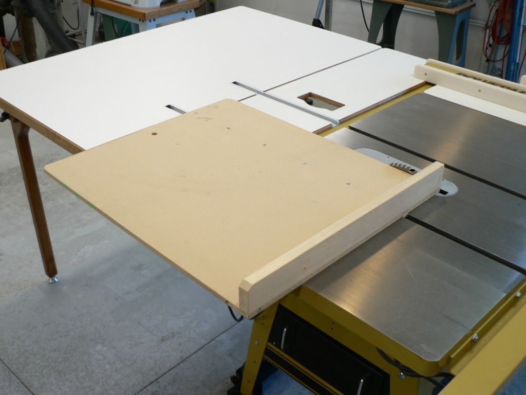 PowerMatic 64A Outfeed Table