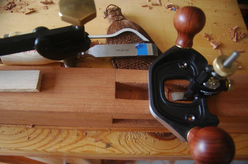 router plane  (mahogany bed post)