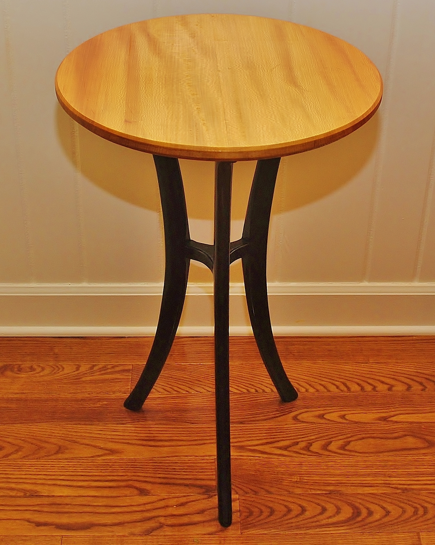 Sycamore Table