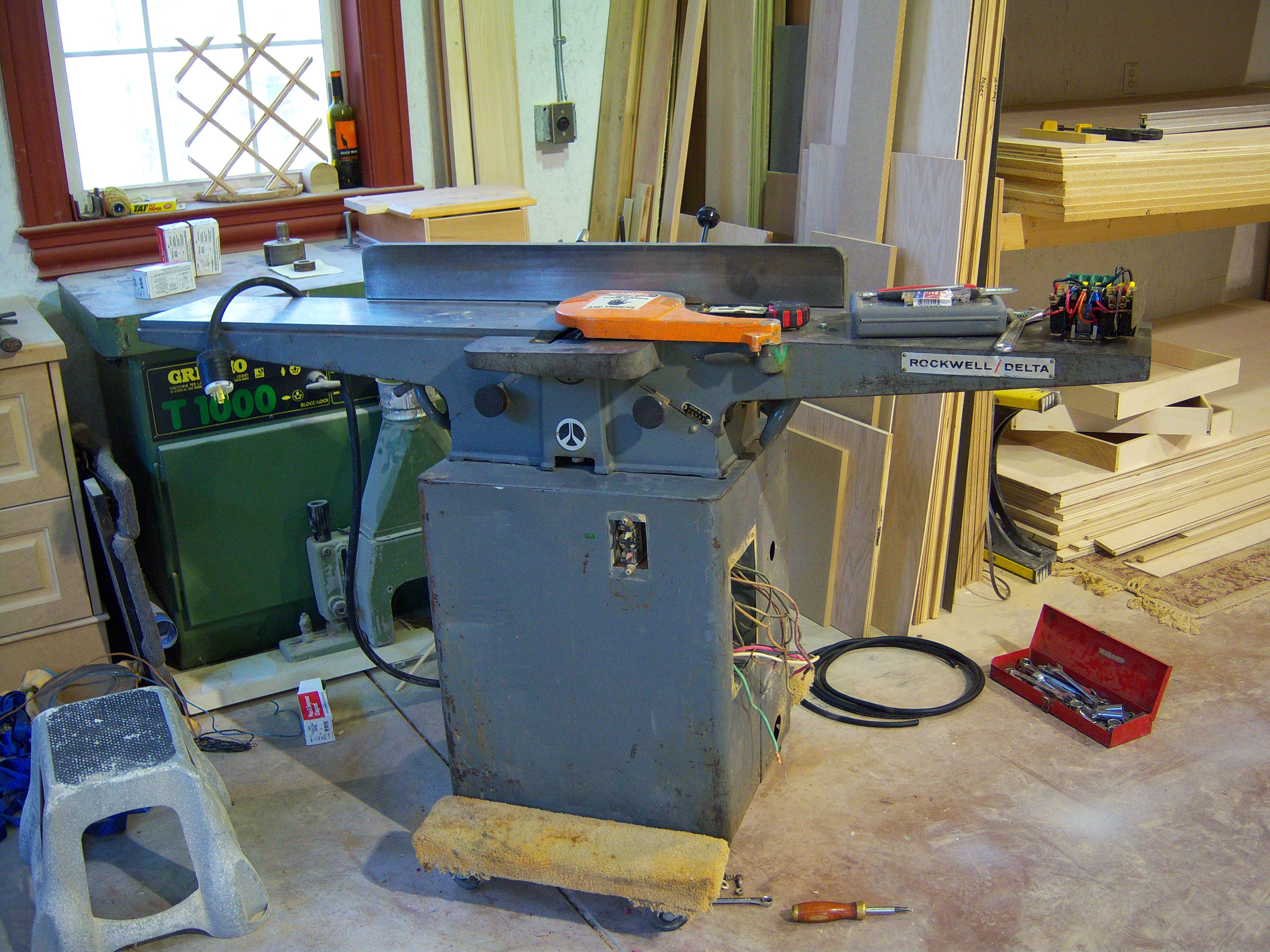 8" Delta jointer