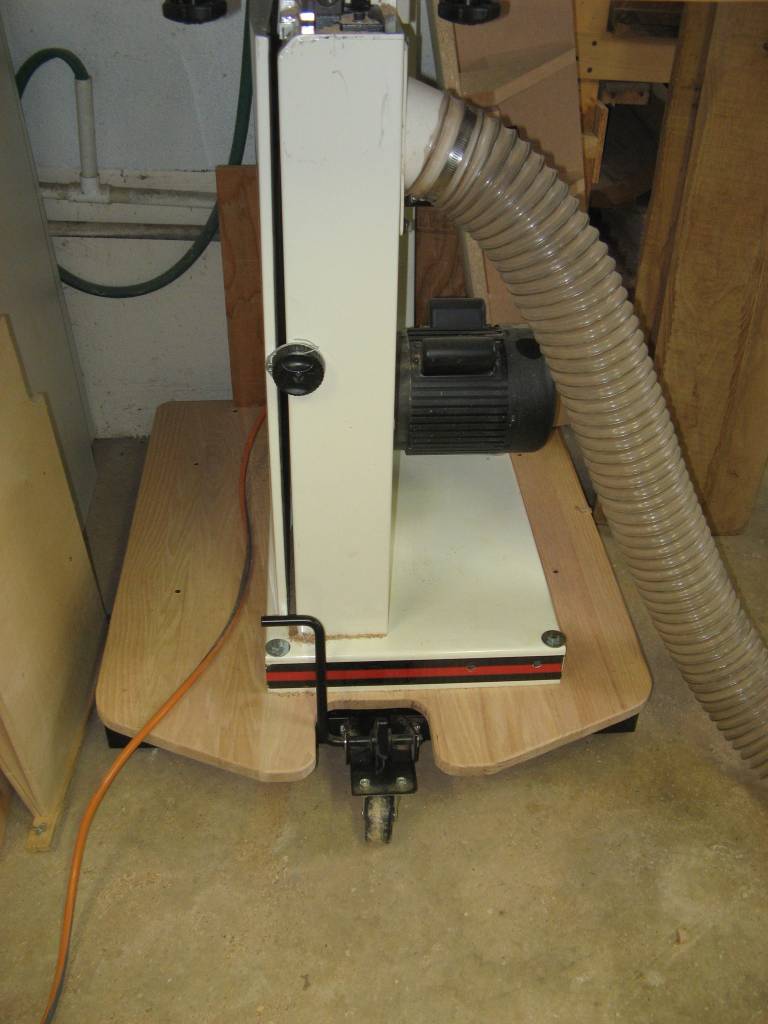 Bandsaw mobile base, done