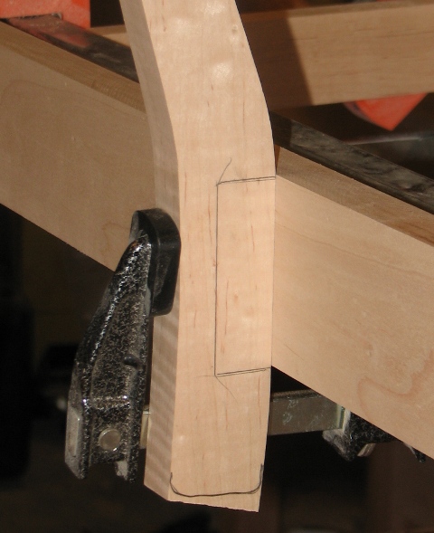 black bench support 2