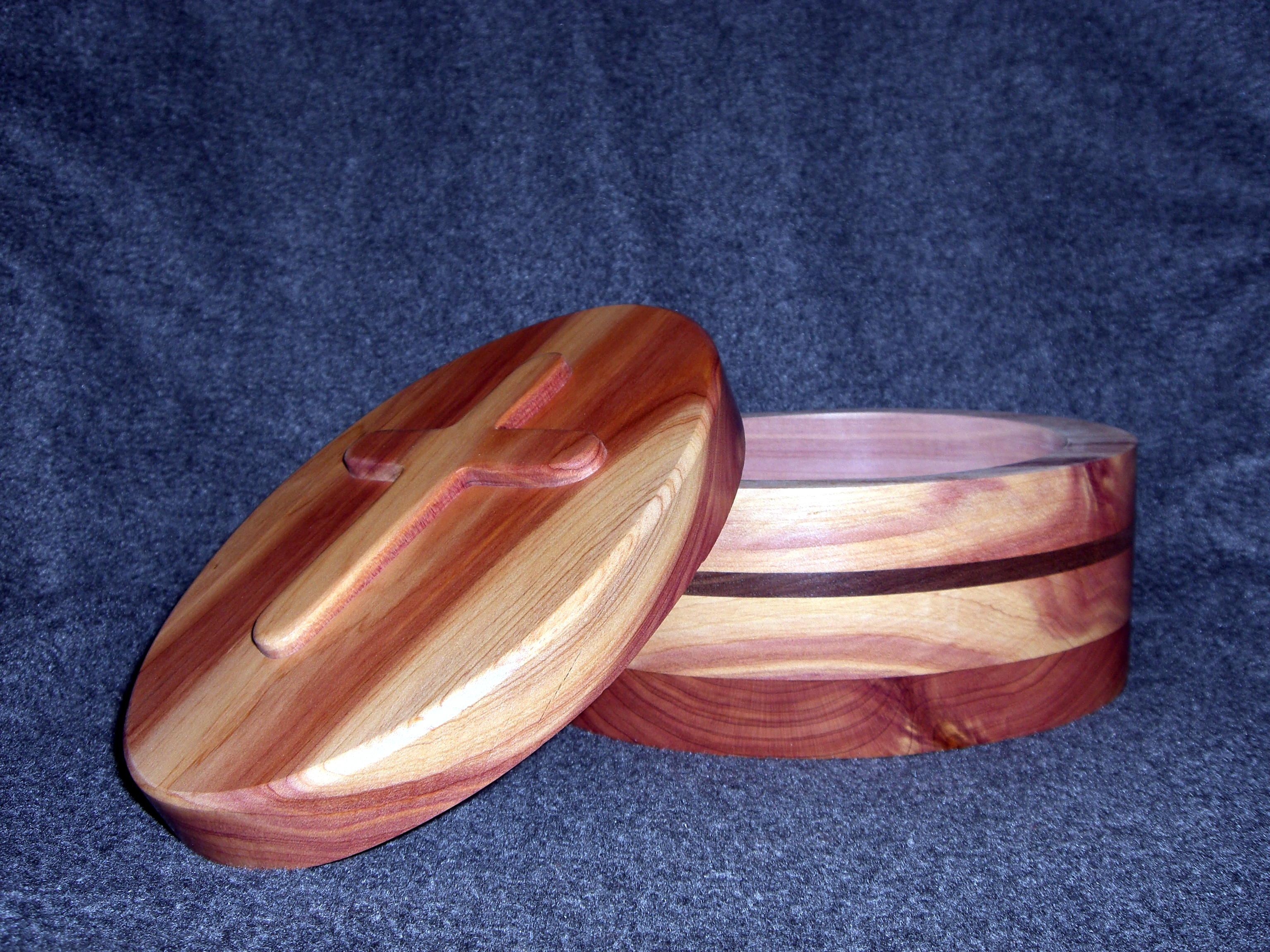 Cedar_Cross_Bowl