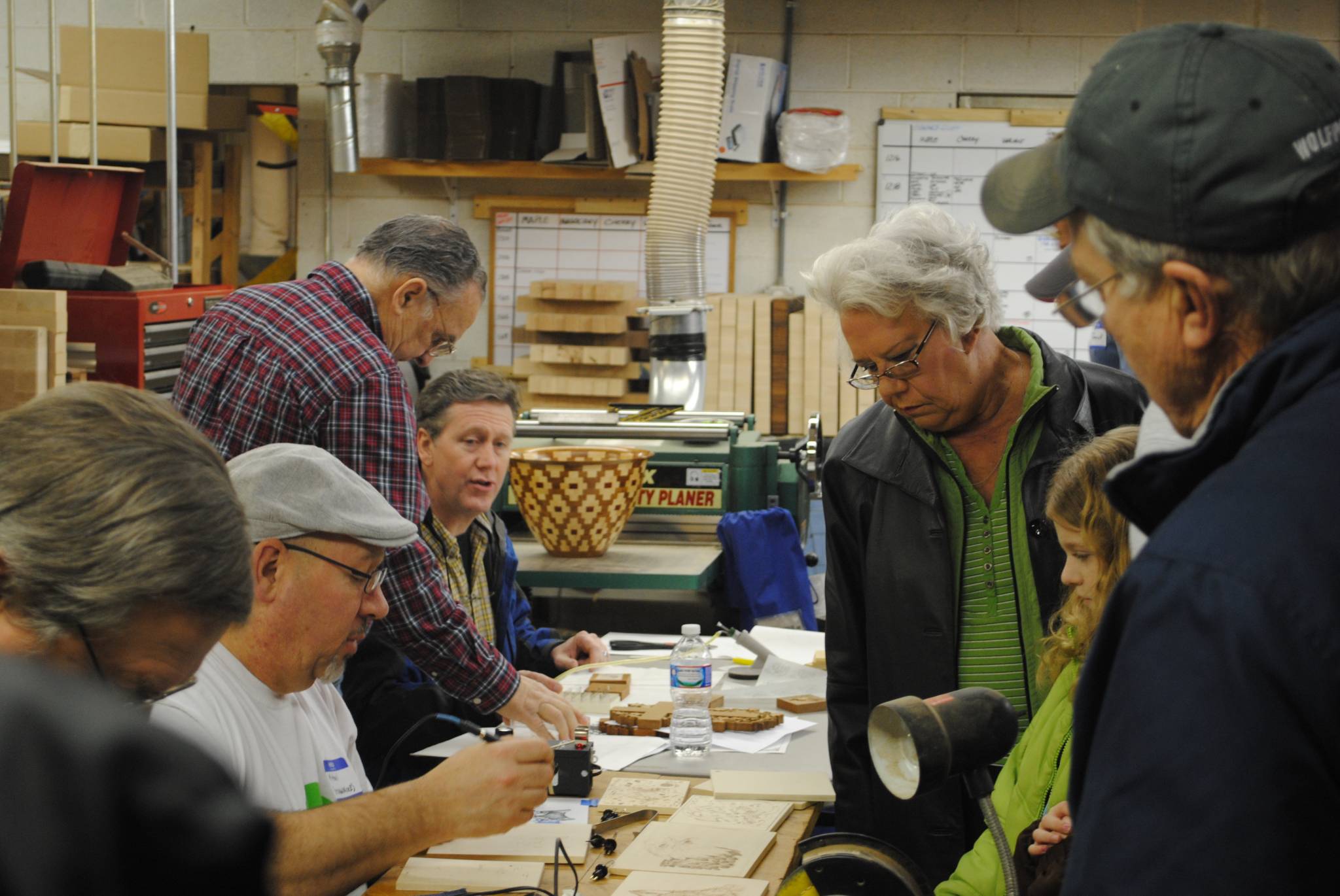 Demos! Sharpenin' Burnin' and carving