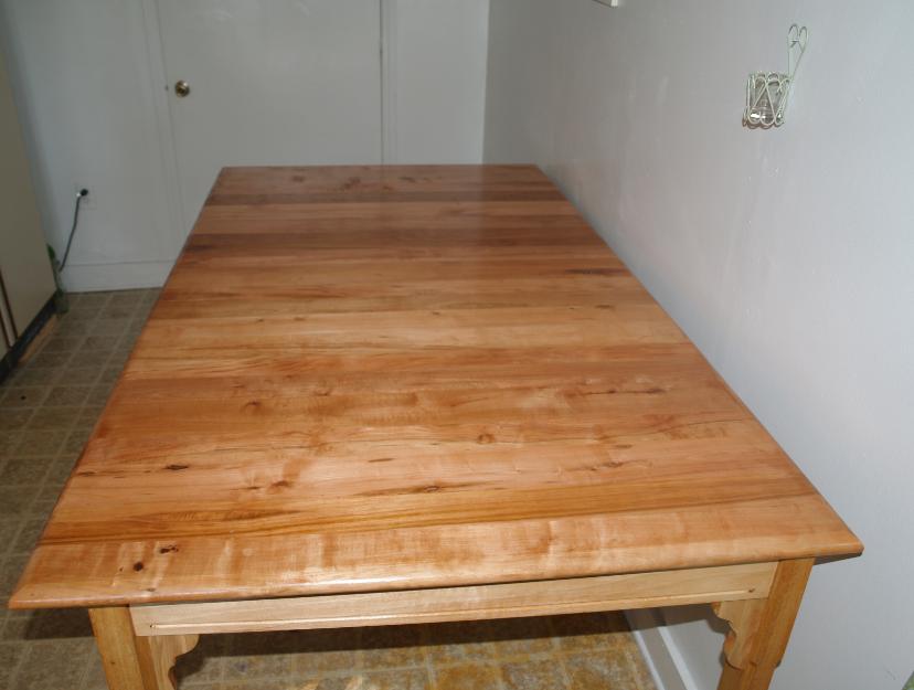 Dining room table