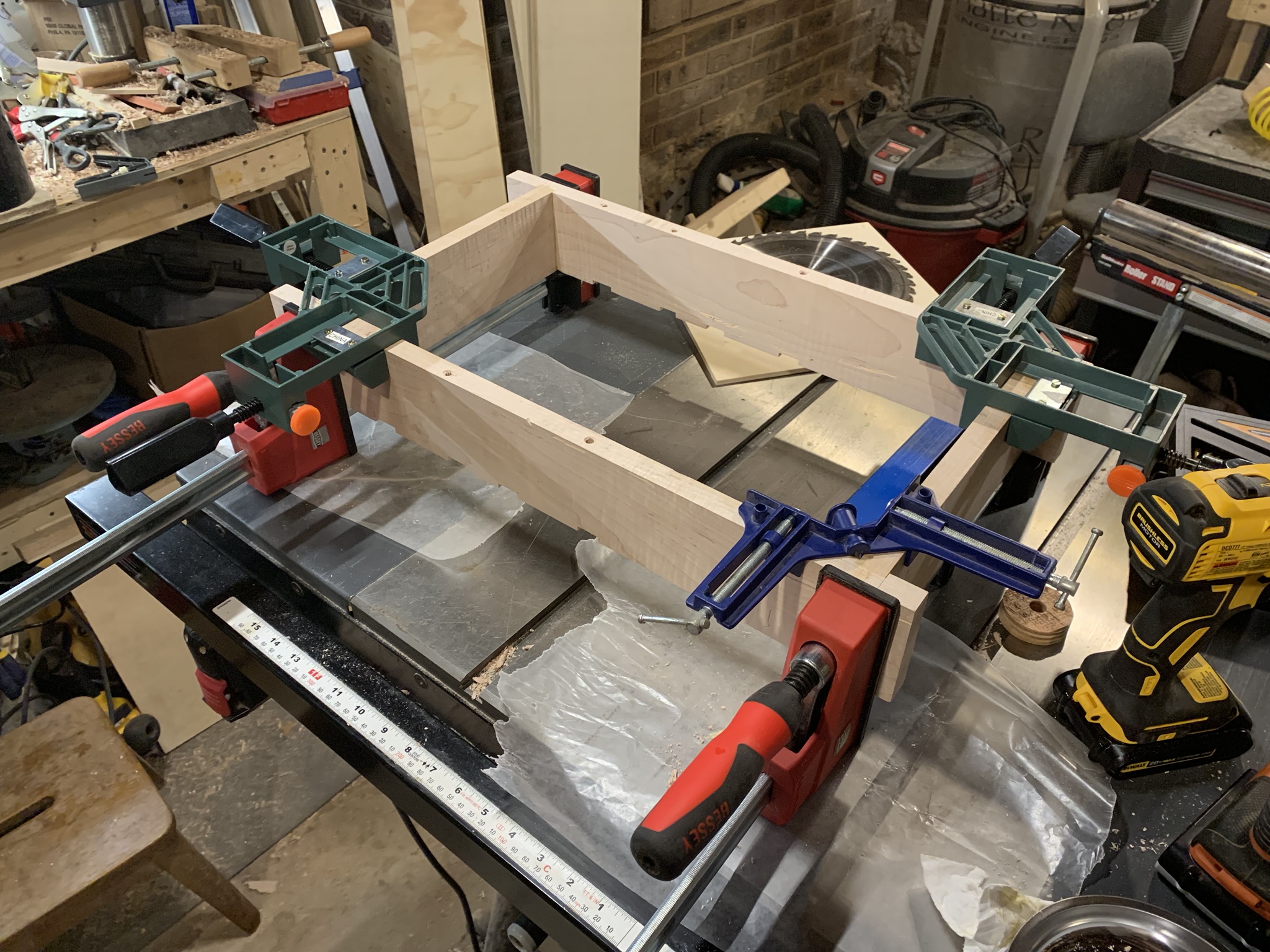 frame glue up