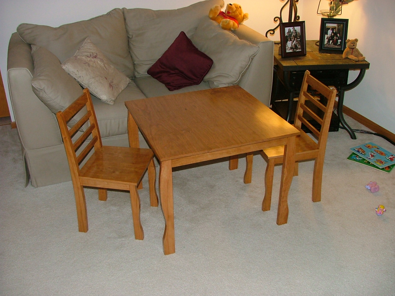 Kids Table in Cherry