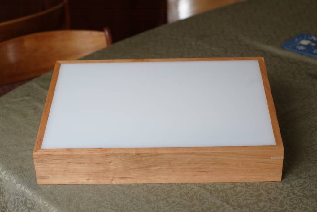 Lightbox in cherry