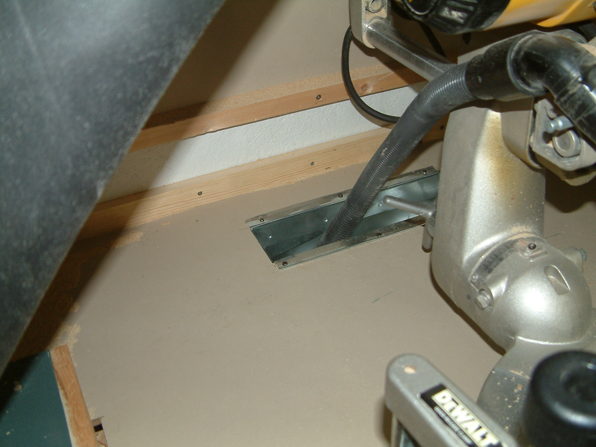 Miter saw dust collection hood NC Woodworker