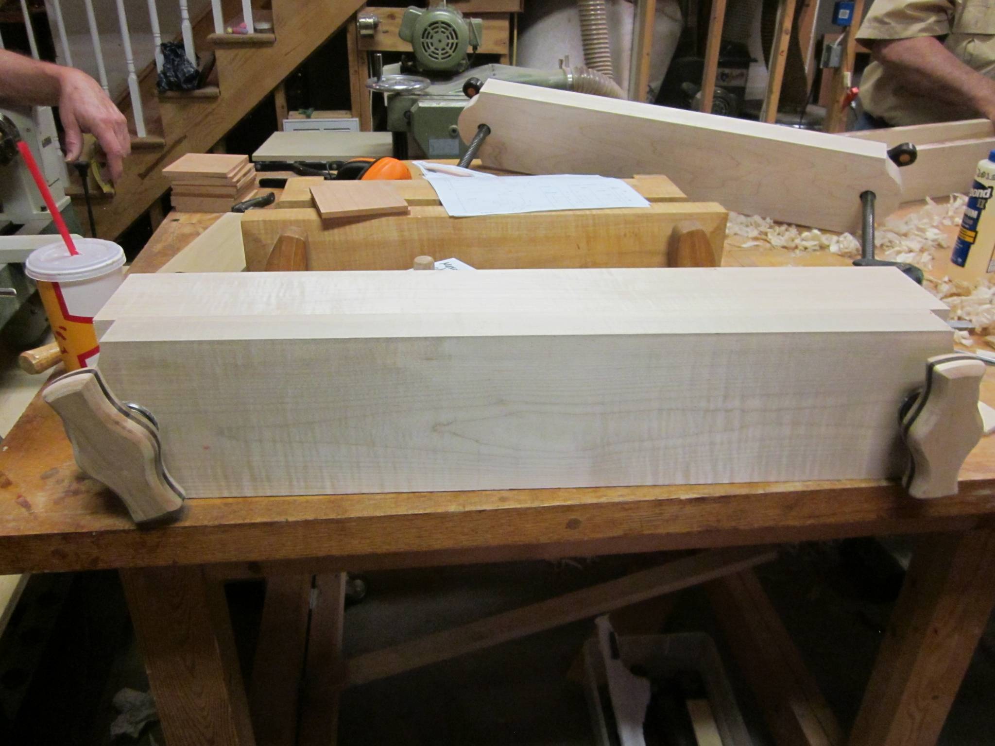 Moxon vise, front