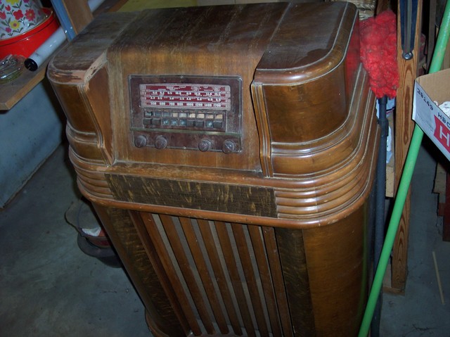 Old Radios