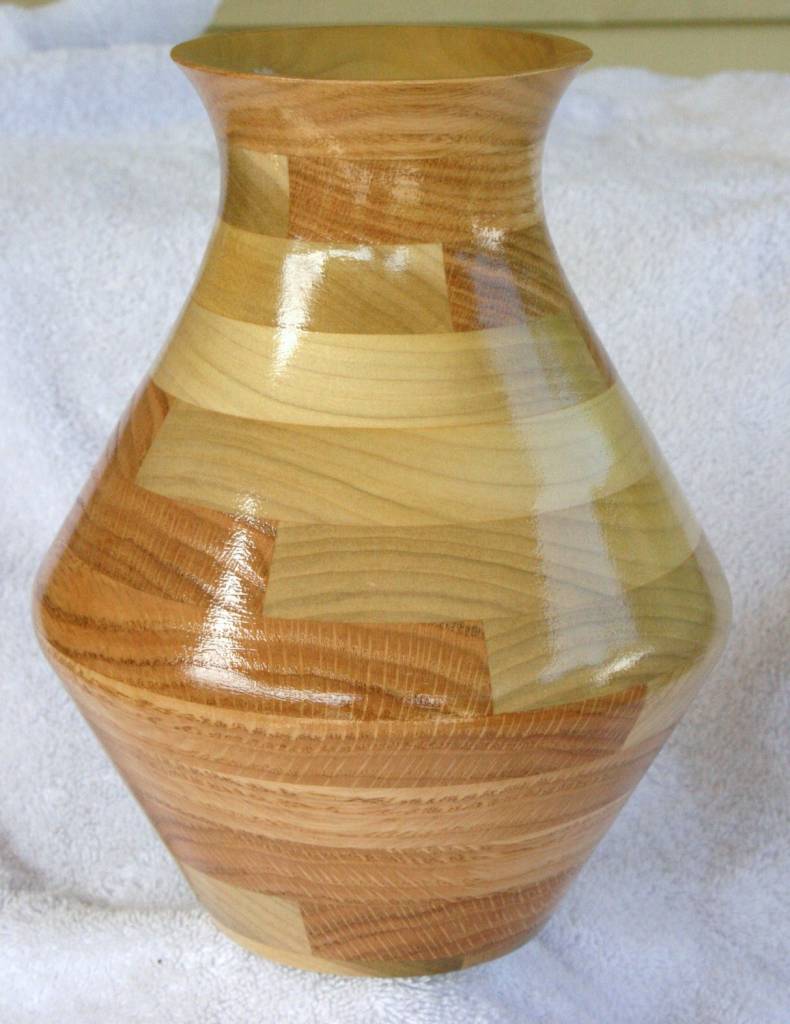 Scroll saw Vase