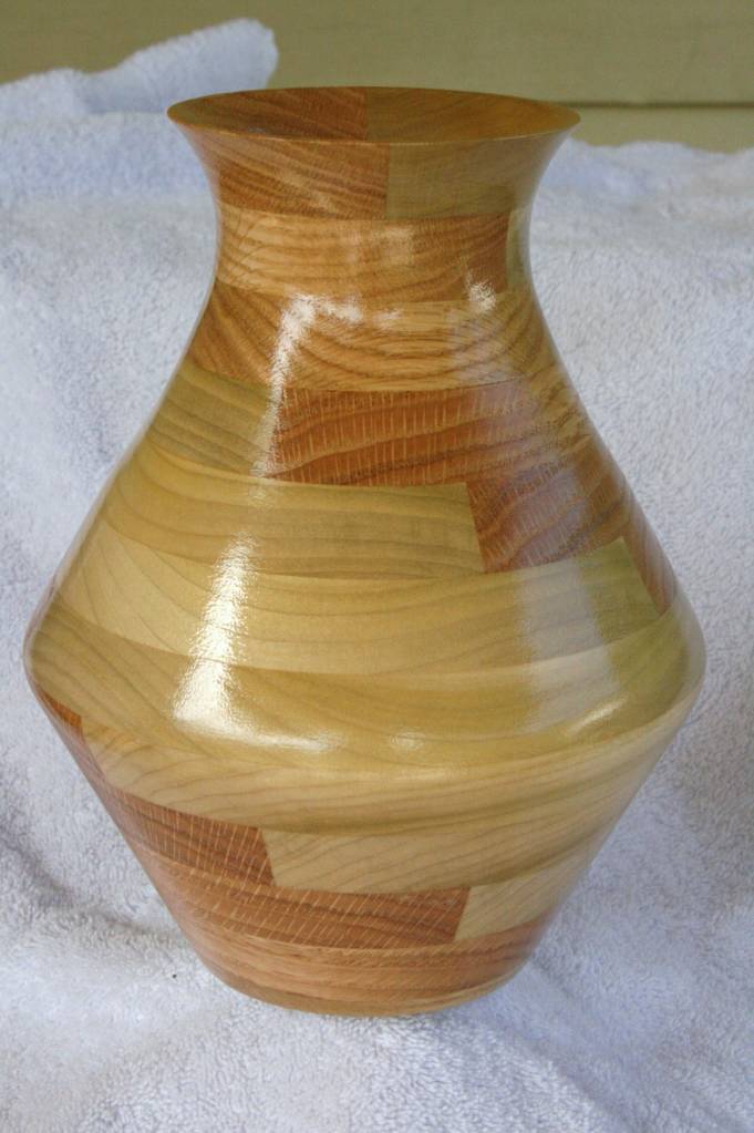 Scroll saw Vase