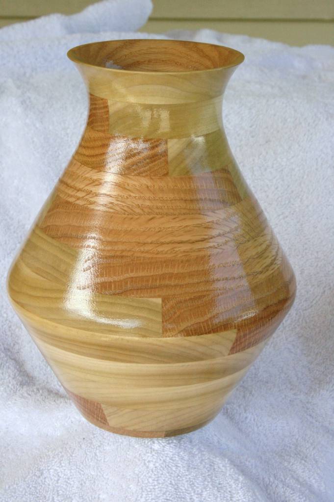 Scroll saw Vase