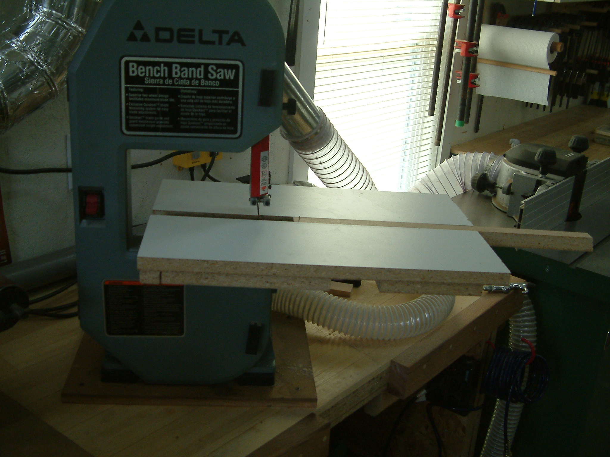 Small Circle Cutting Jig for bench top Bandsaw