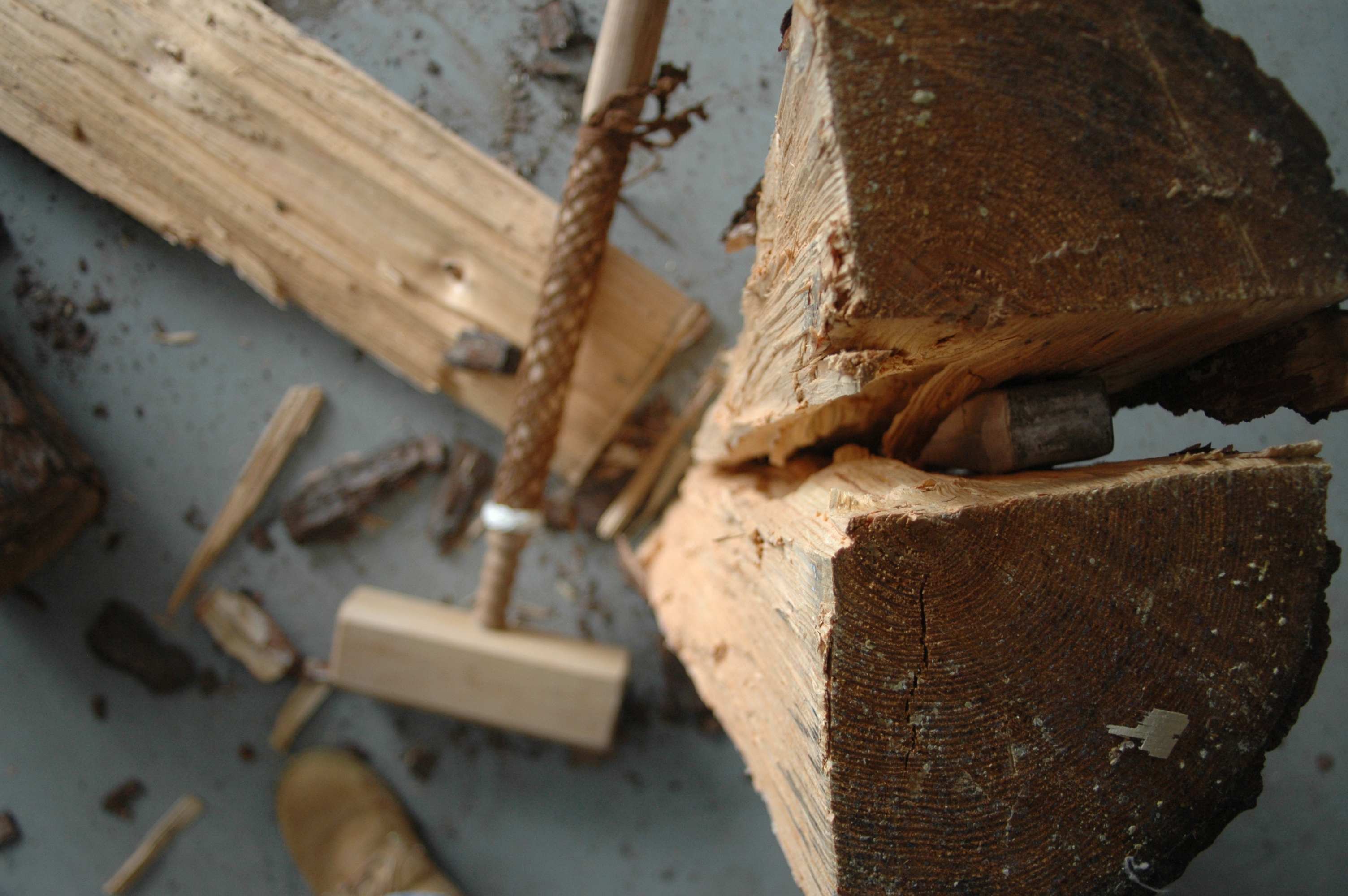 splitting pine for shaving horse